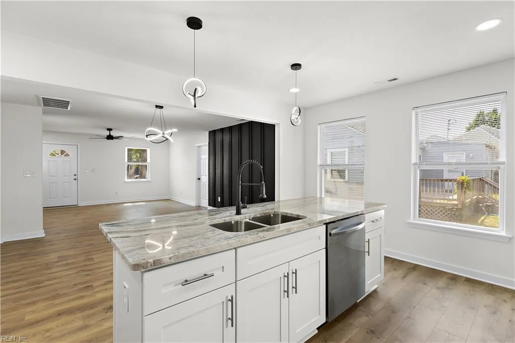 419 Alleghany RD, HAMPTON VA 23661 thumb 9