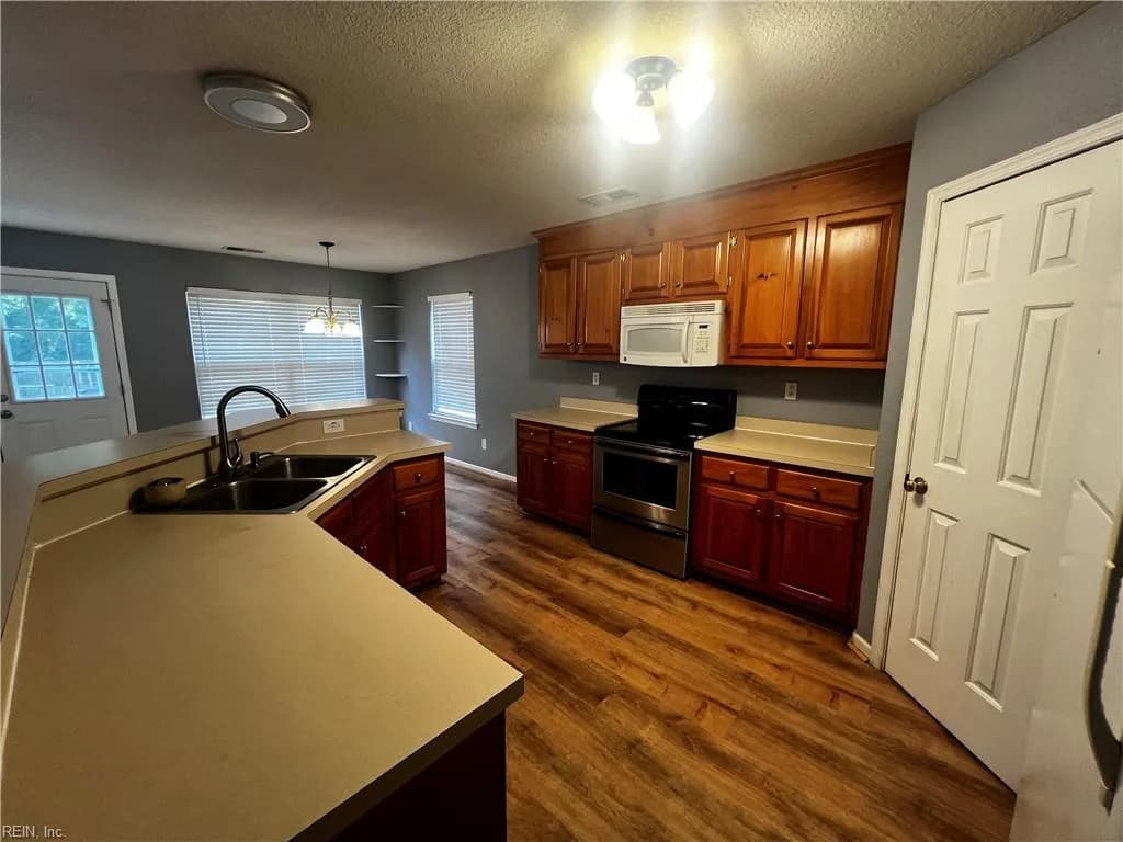 6350 Old Townpoint RD, SUFFOLK VA 23435 thumb 8