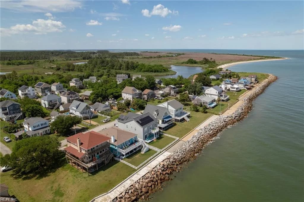 106 Lighthouse DR, HAMPTON VA 23664 thumb 8