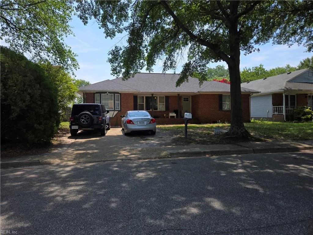 807 Lex ST, NORFOLK VA 23505 - Photo 2
