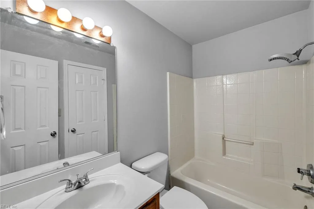 739 Creekside CRES, CHESAPEAKE VA 23320 thumb 8