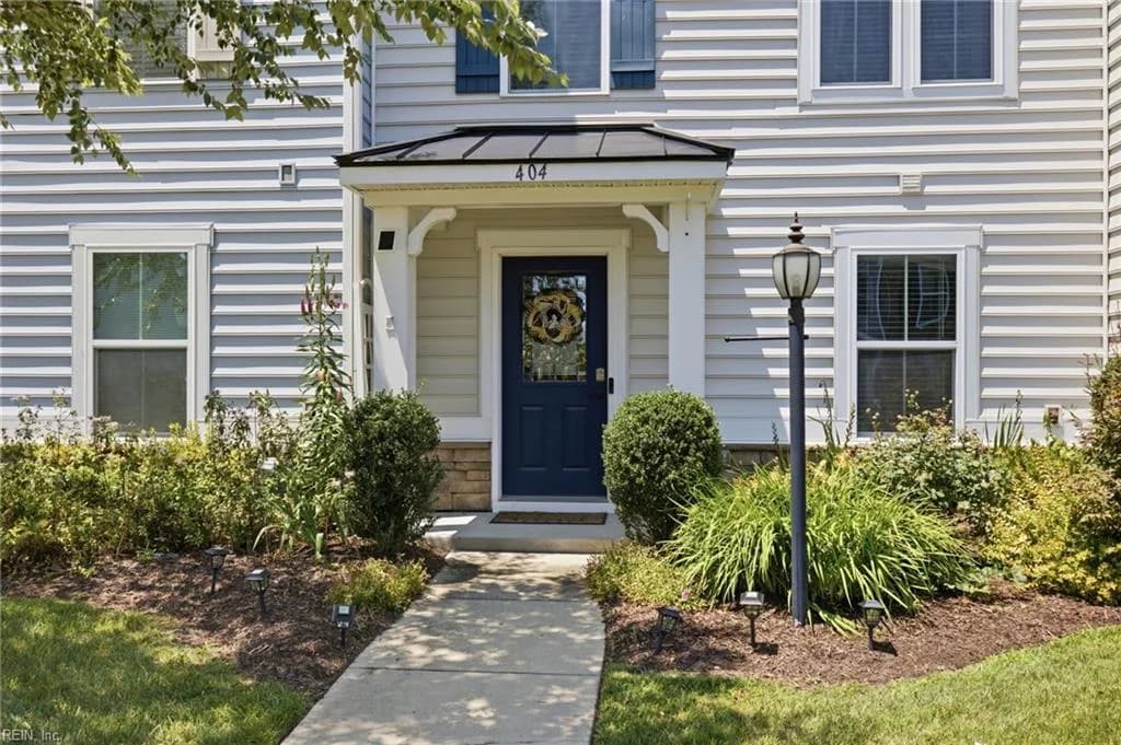 404 Spring Hill PL, SMITHFIELD VA 23430 - Photo 4
