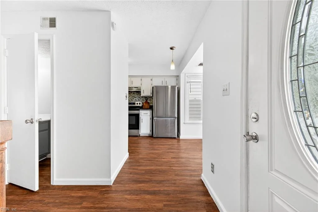 395 Francisco WAY, NEWPORTNEWS VA 23601 - Photo 5