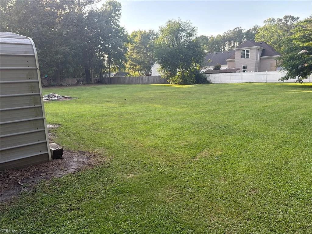 1005 Bluebird DR, CHESAPEAKE VA 23322 thumb 6