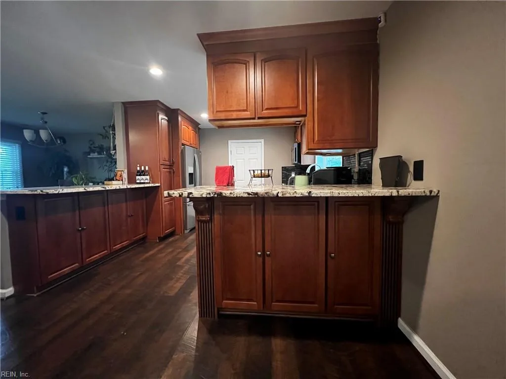 754 E Little Back River RD, HAMPTON VA 23669 thumb 6
