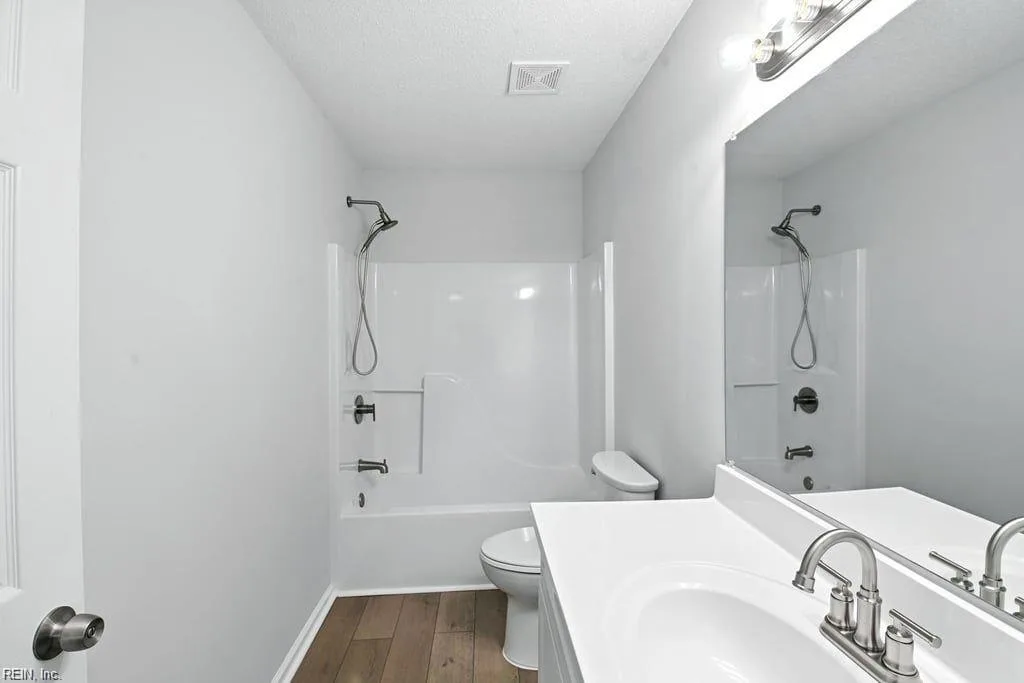 366 Pear Ridge CIR, NEWPORTNEWS VA 23602 thumb 12