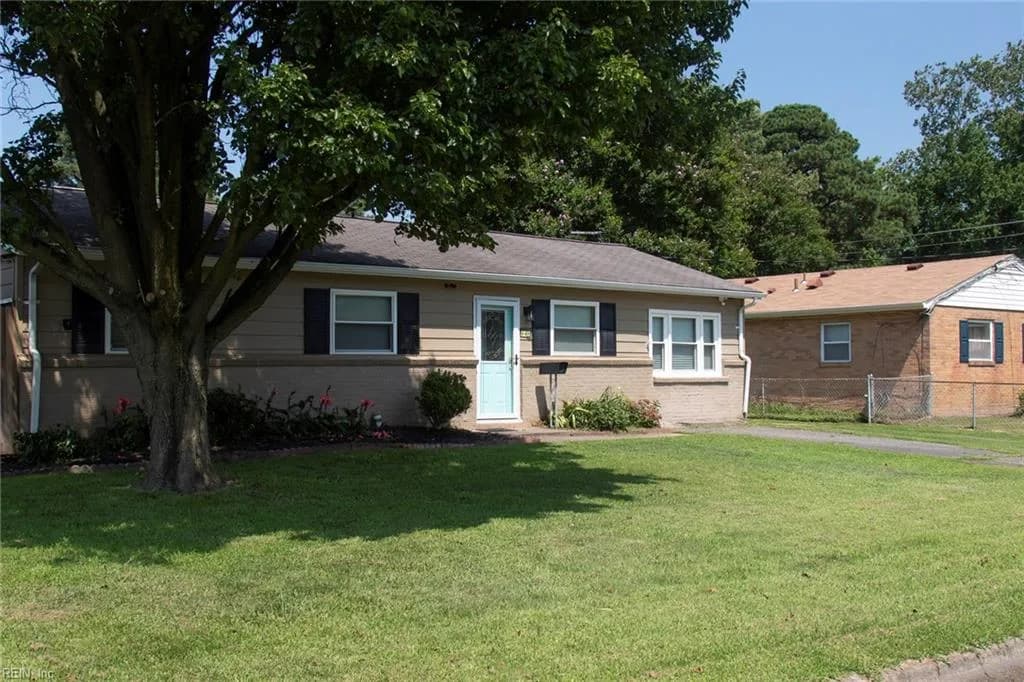 641 Nottingham DR, HAMPTON VA 23669 - Photo 4