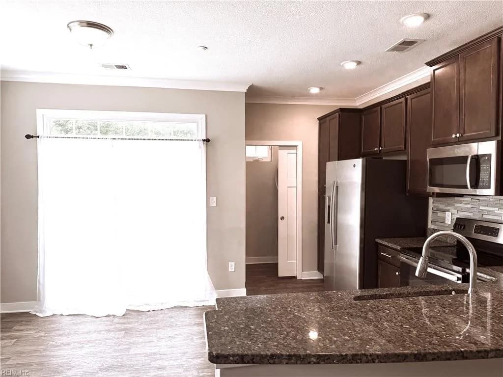 1303 Tides Edge CT, HAMPTON VA 23666 thumb 6