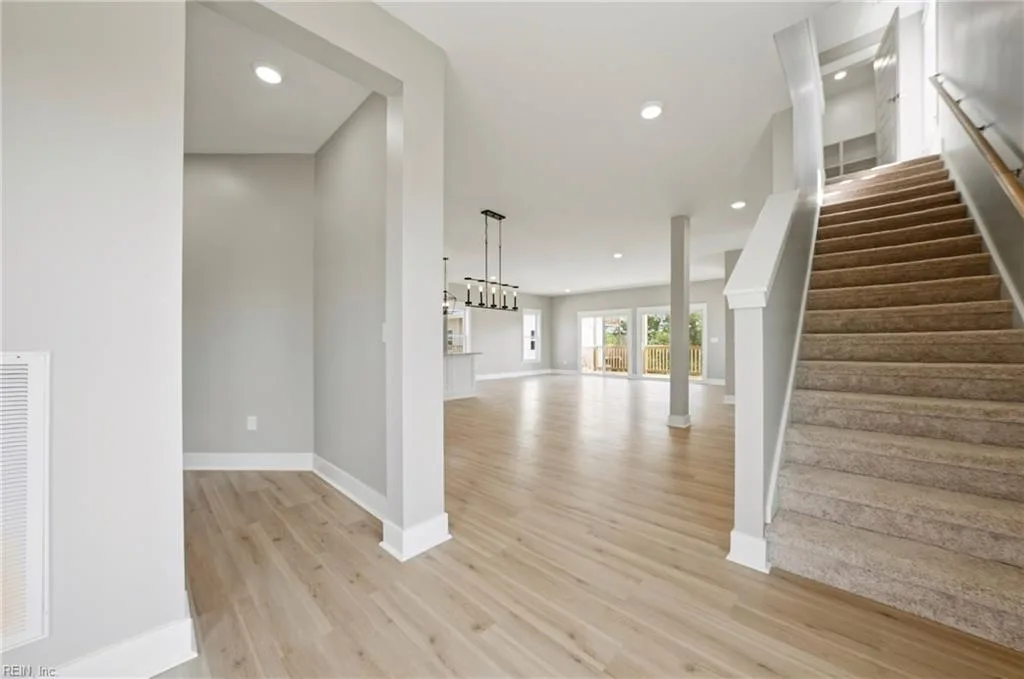 52 N Lawson RD, POQUOSON VA 23662 thumb 7