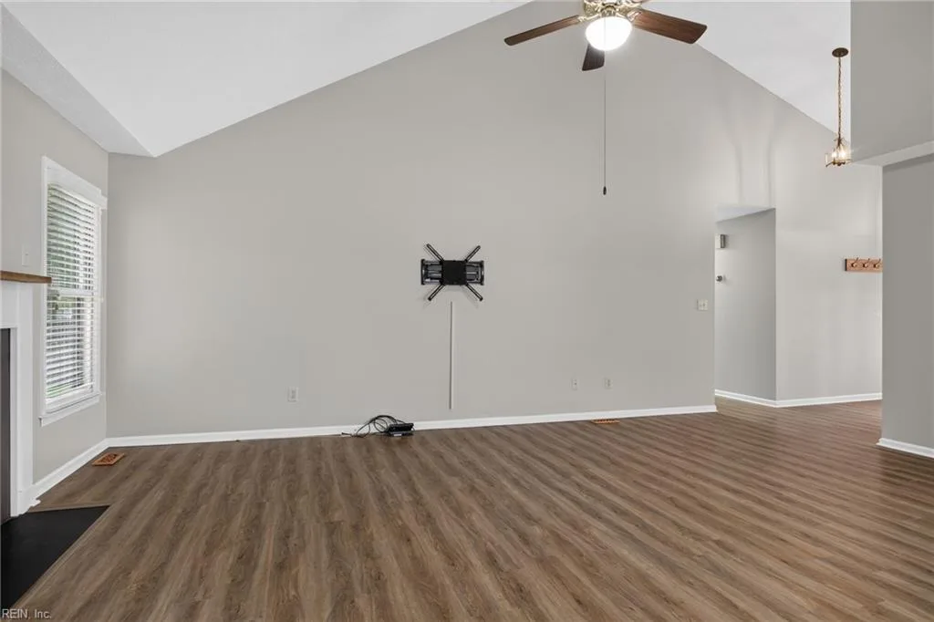 104 Blacksmith ARCH, YORKTOWN VA 23693 thumb 11