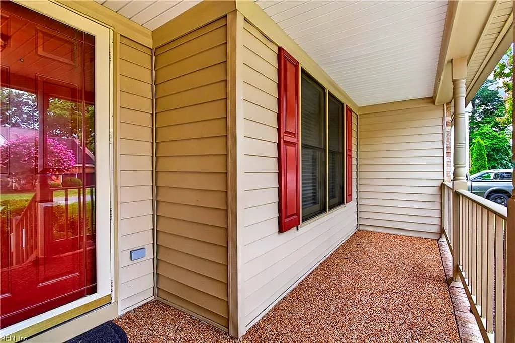 104 Blacksmith ARCH, YORKTOWN VA 23693 - Photo 4