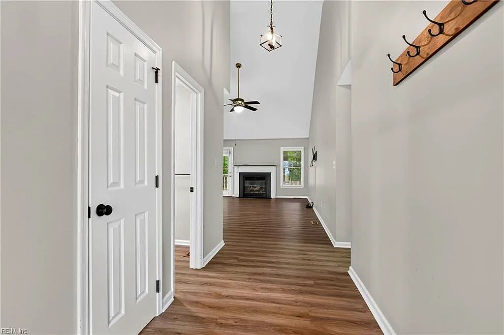 104 Blacksmith ARCH, YORKTOWN VA 23693 - Photo 5