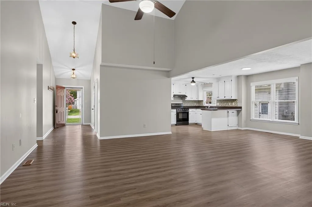 104 Blacksmith ARCH, YORKTOWN VA 23693 thumb 9