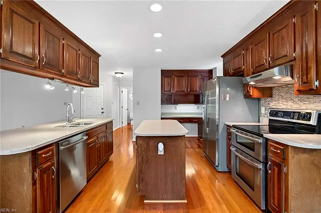200 Winchester PL, SMITHFIELD VA 23430 thumb 12