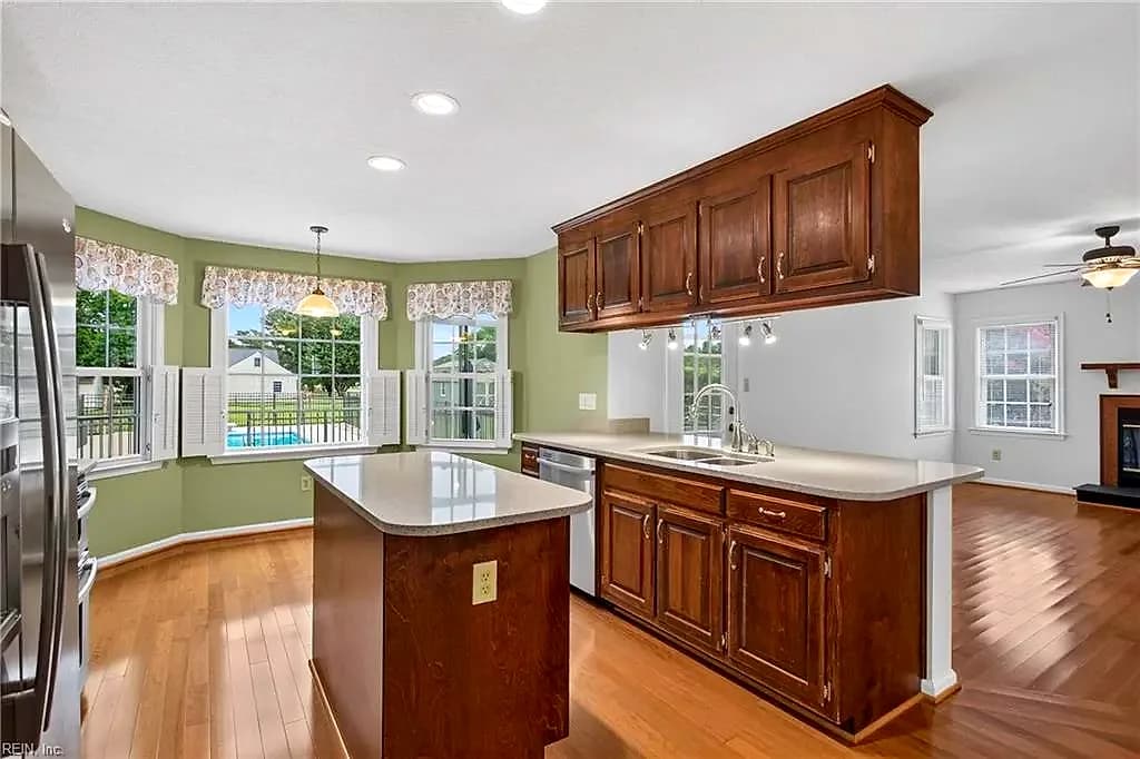 200 Winchester PL, SMITHFIELD VA 23430 thumb 9