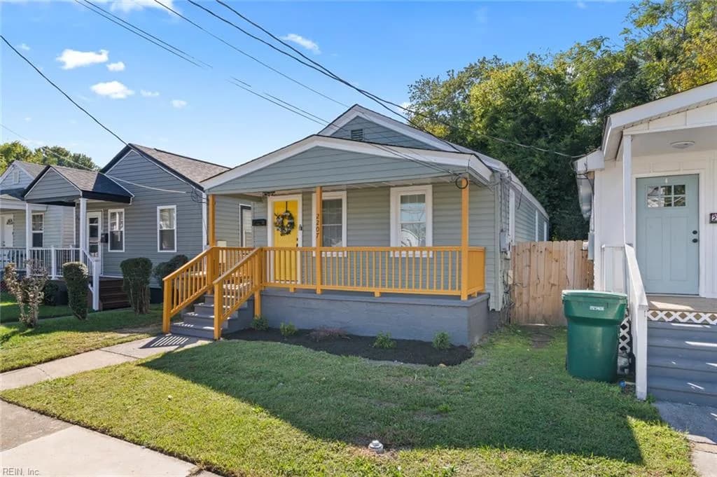 2207 Marshall AVE, NEWPORTNEWS VA 23607 - Main photo