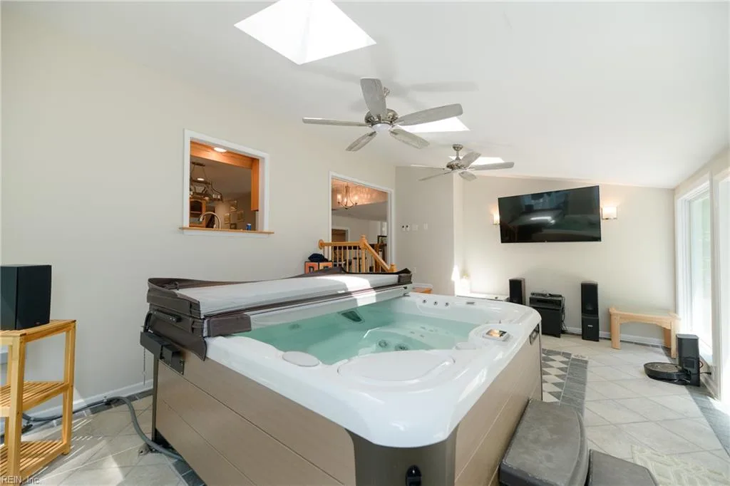 102 Stevens CT, YORKTOWN VA 23693 thumb 12
