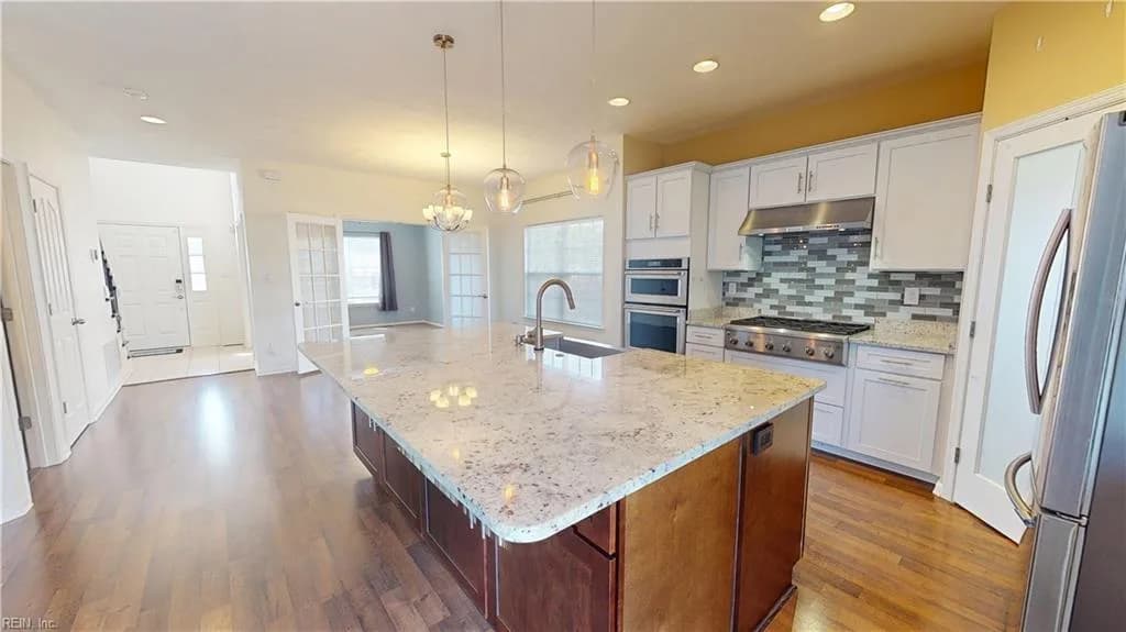 928 Laconia CT, VIRGINIA BEACH VA 23464 - Photo 3
