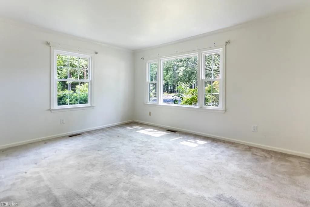 109 Rowe DR, POQUOSON VA 23662 thumb 11