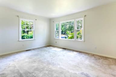 109 Rowe DR, POQUOSON VA 23662 thumb 11