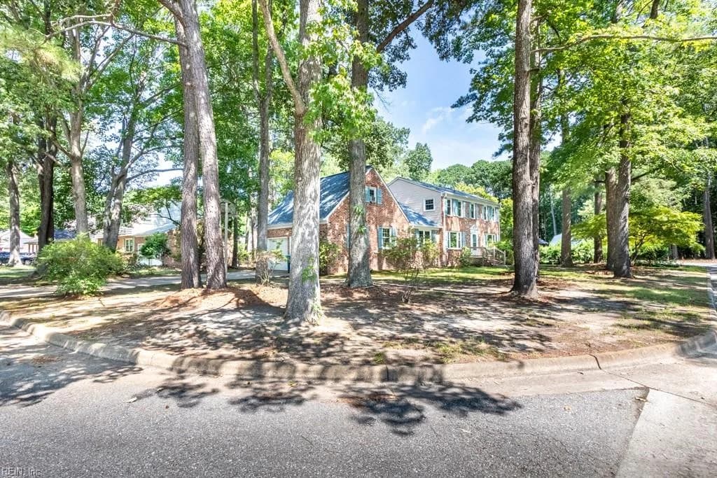 109 Rowe DR, POQUOSON VA 23662 thumb 7