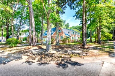 109 Rowe DR, POQUOSON VA 23662 thumb 7