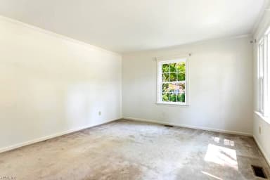 109 Rowe DR, POQUOSON VA 23662 thumb 10