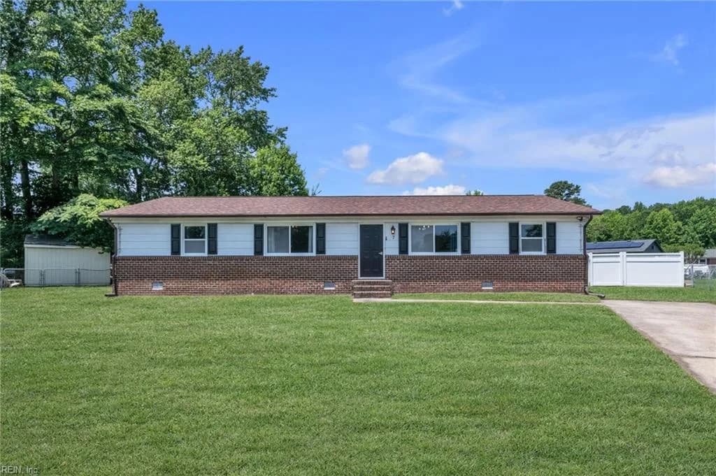 7 Lake Forest CT, PORTSMOUTH VA 23701 - Photo 3