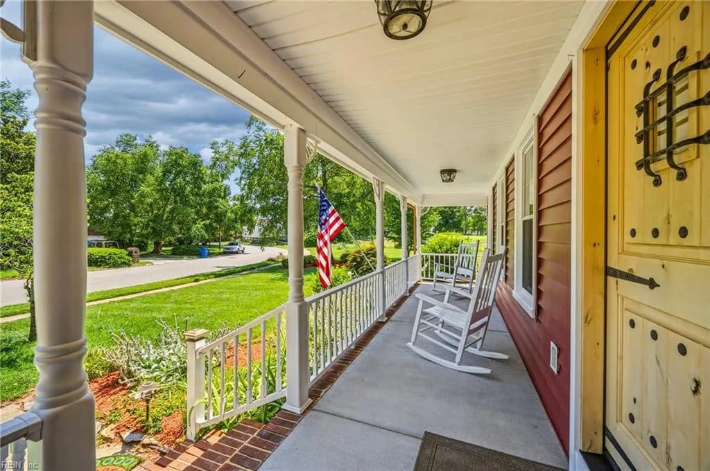 1209 Course View CIR, VIRGINIA BEACH VA 23455 - Photo 4