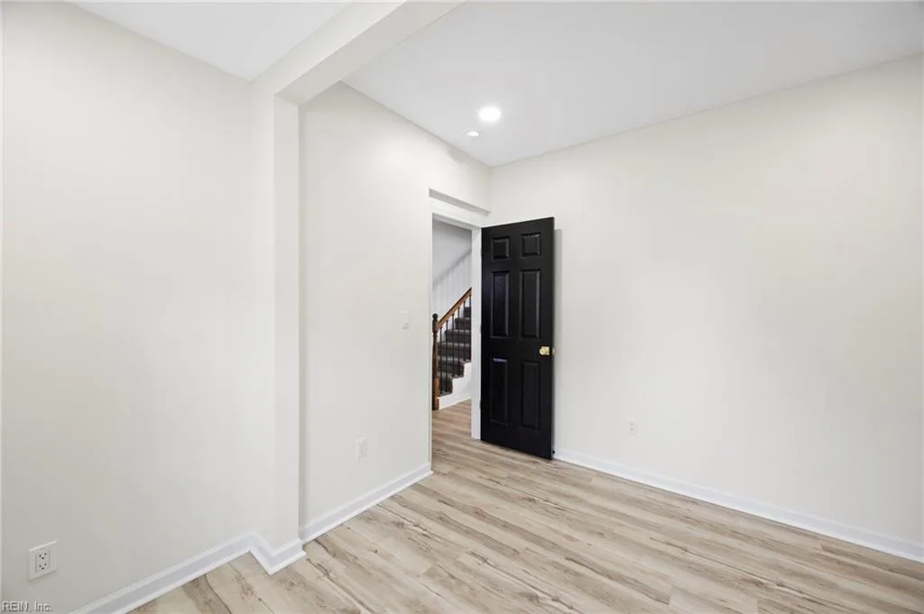 766 A AVE, NORFOLK VA 23504 thumb 9