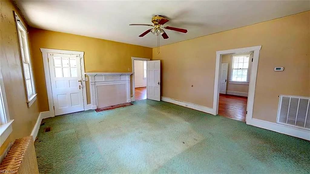 30086 Statesville RD, NEWSOMS VA 23874 - Photo 4