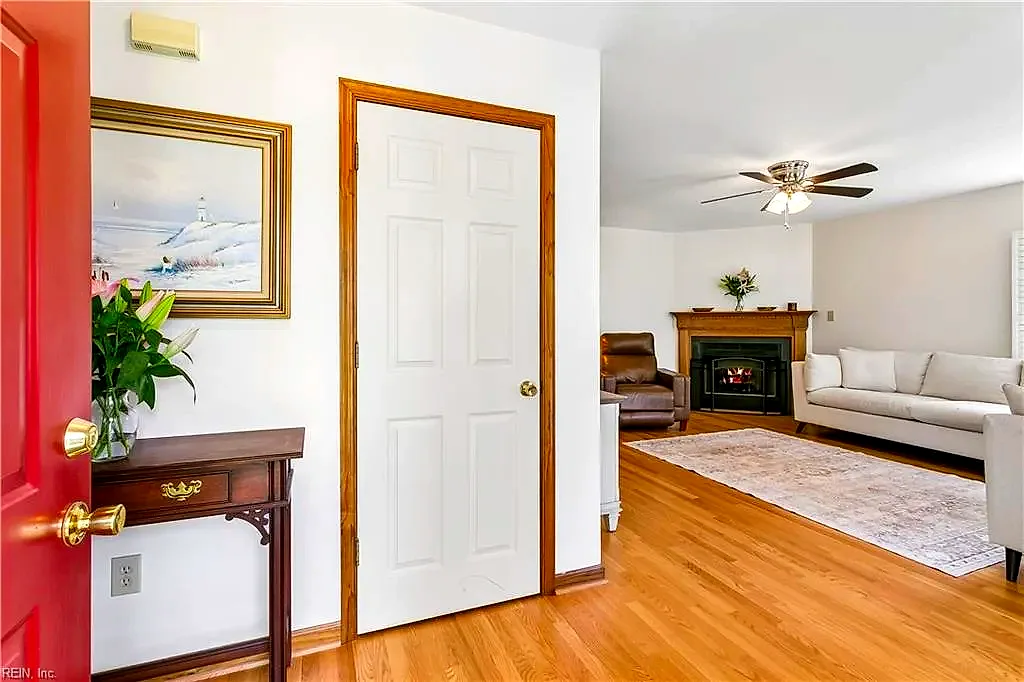7976 Laura Ann LN, HAYES VA 23072 thumb 7