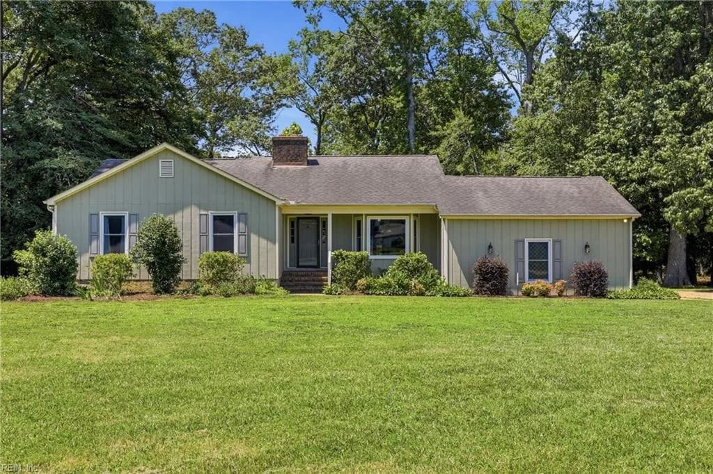 16 Dashiell DR, SMITHFIELD VA 23430 - Photo 2