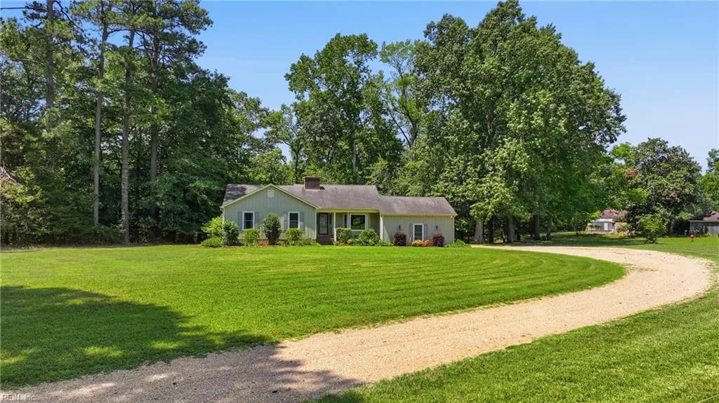 16 Dashiell DR, SMITHFIELD VA 23430 - Photo 3