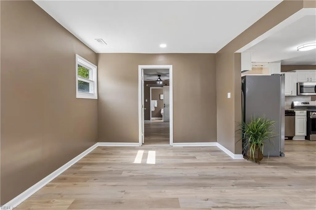 202 Woodhaven RD, NEWPORTNEWS VA 23608 thumb 12
