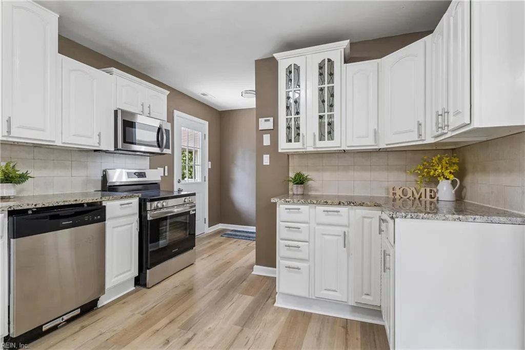 202 Woodhaven RD, NEWPORTNEWS VA 23608 thumb 9