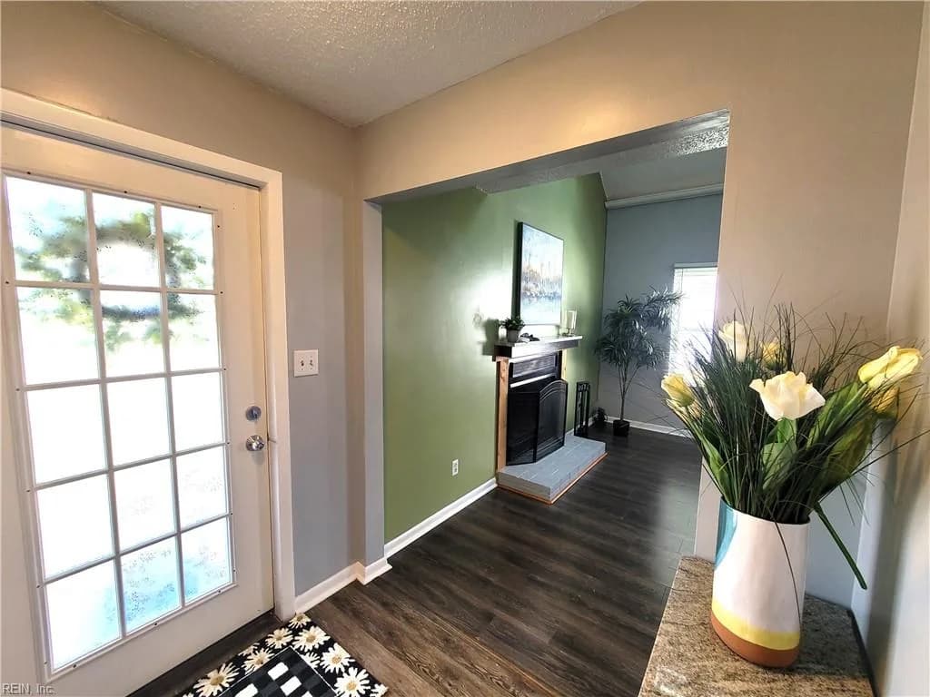 5733 EARNHARDT ST, VIRGINIABEACH VA 23464 - Photo 4