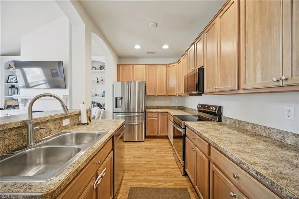 424 New London PL, VIRGINIABEACH VA 23454 thumb 11