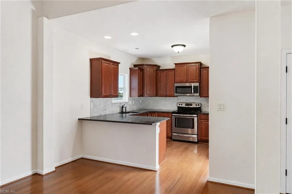 1601 Thomason TRL, CHESAPEAKE VA 23320 thumb 8