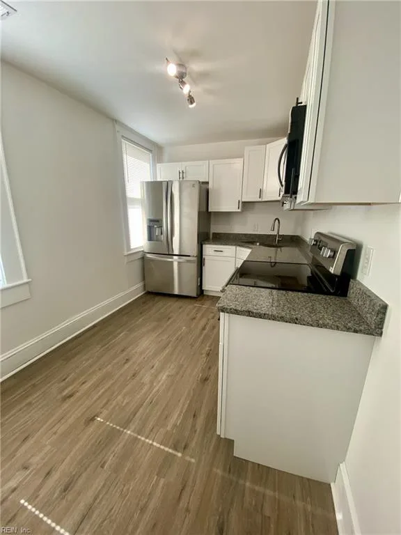 115 E 39th ST #B, NORFOLK VA 23504 thumb 12