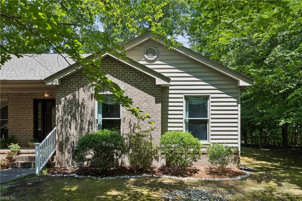 99 Oxford RD, WILLIAMSBURG VA 23185 - Photo 5