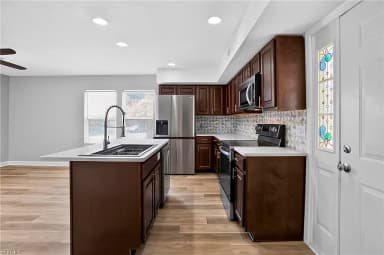 501 Thornloe Ln LN, CHESAPEAKE VA 23320 thumb 7