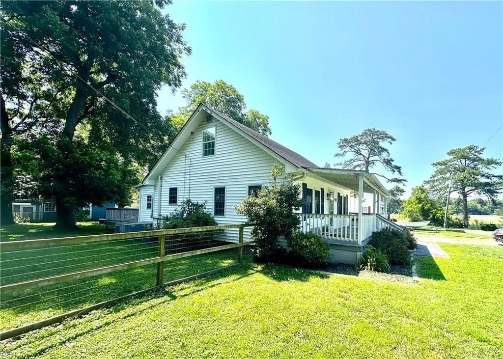 10270 Center ST, CARROLLTON VA 23314 - Photo 3