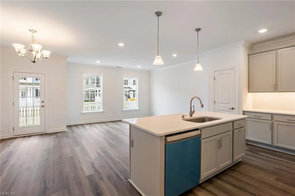 4904 Apricot WAY, CHESAPEAKE VA 23321 thumb 6