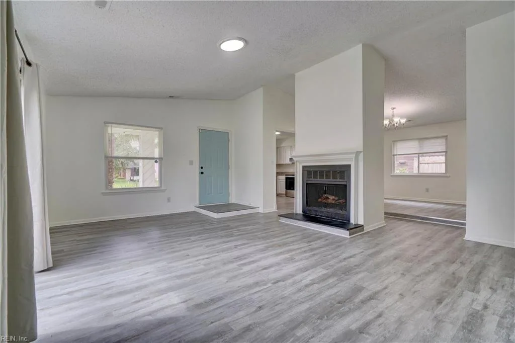 1801 Colleen CT, VIRGINIA BEACH VA 23464 thumb 9