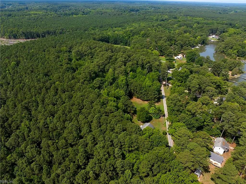 450 Hicks RD, HUDGINS VA 23076 thumb 12