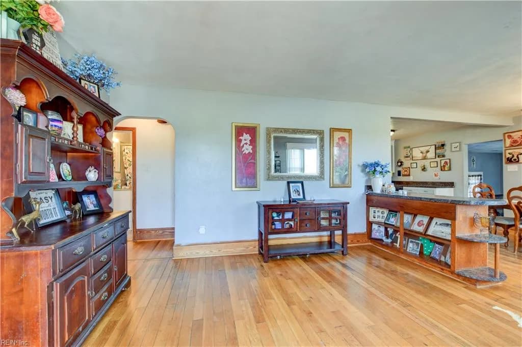 44 N Court ST, WINDSOR VA 23487 thumb 6