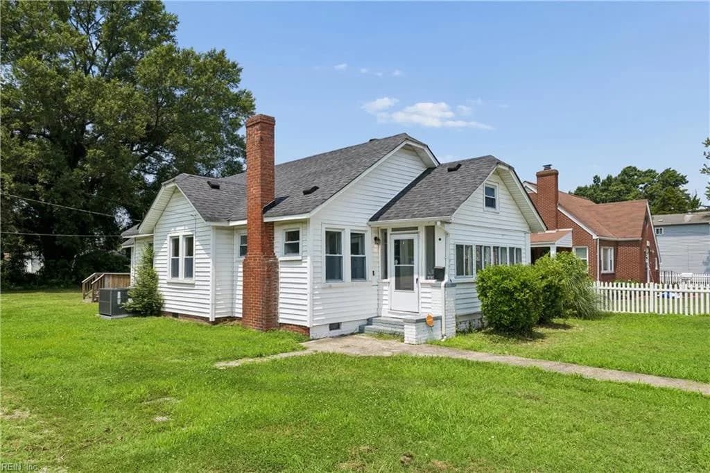 515 Powhatan PW, HAMPTON VA 23661 - Photo 5