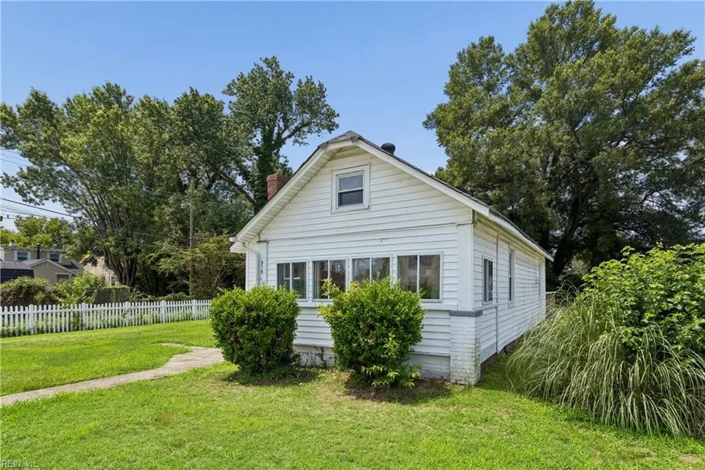 515 Powhatan PW, HAMPTON VA 23661 thumb 8