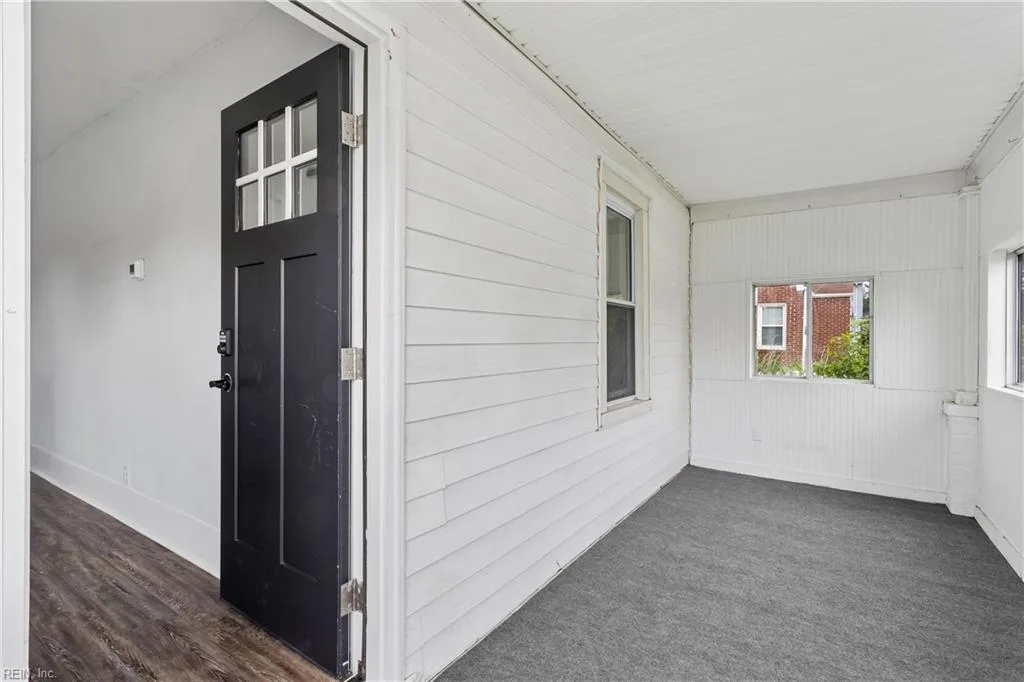 515 Powhatan PW, HAMPTON VA 23661 thumb 9